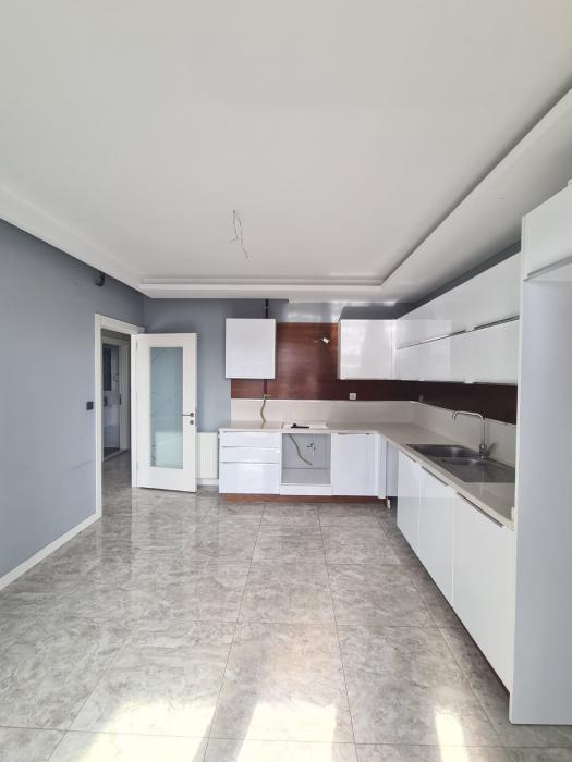 KIRALIK Daire G�RSELPA�A MAH. Seyhan Adana 180 m2 245000 TL